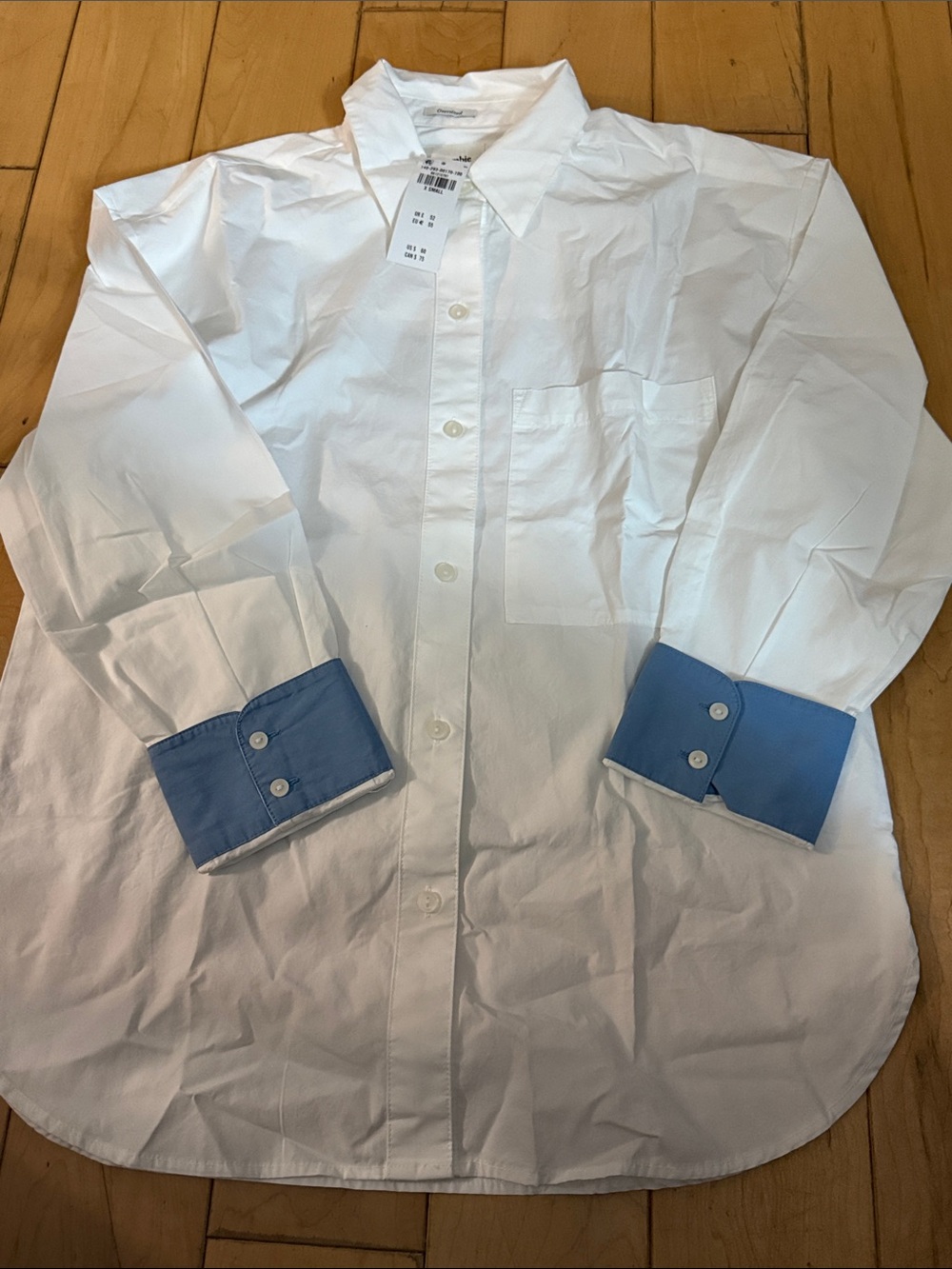 Abercrombie & Fitch White Dress Shirt with Blue Contrast Cuffs